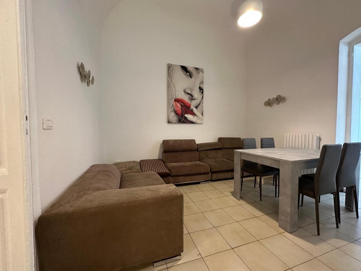 Cconforthotels Appartamento Crispi 바리 외부 사진