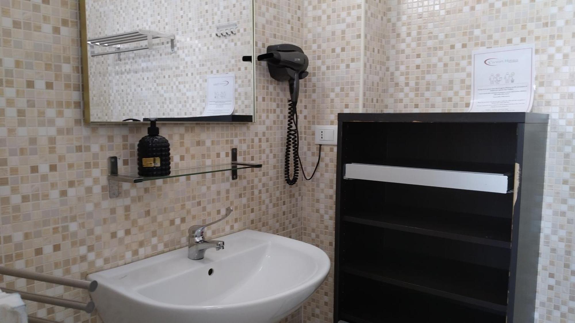 Cconforthotels Appartamento Crispi 바리 외부 사진